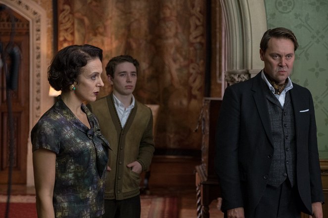 La Maison biscornue d'après Agatha Christie - Film - Amanda Abbington, Preston Nyman, Christian McKay