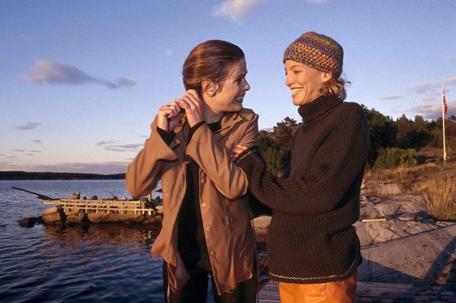 Liebe ist ein Roman - Filmfotos - Ursula Buschhorn, Niki Finger
