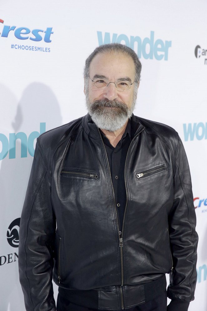 Wonder - Events - The World Premiere in Los Angeles on November 14th, 2017 - Mandy Patinkin