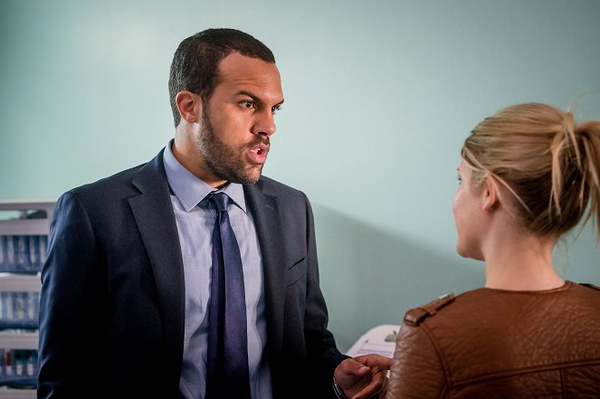 The Five - Episode 3 - Filmfotos - O.T. Fagbenle
