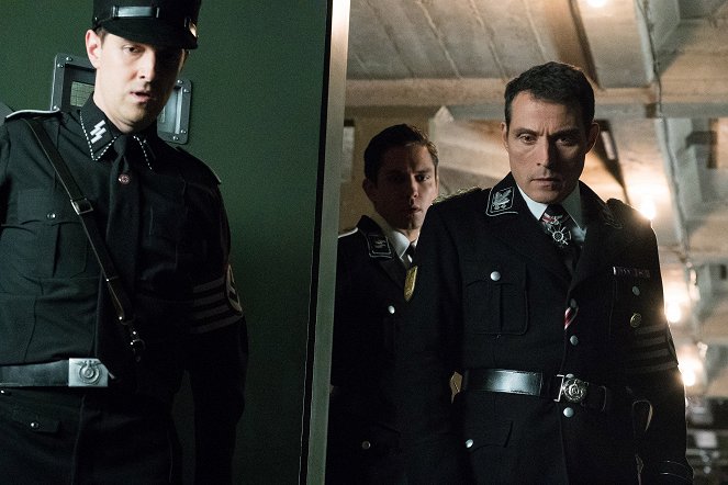 The Man in the High Castle - Season 1 - Revelations - Photos - Rufus Sewell