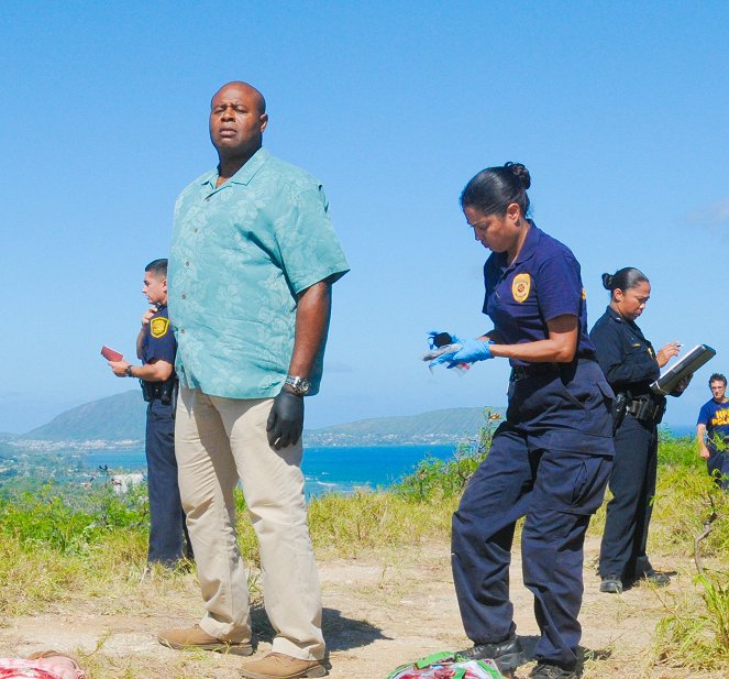 Hawaii Five-0 - Season 5 - A'ohe kahi e pe'e ai - Van film - Chi McBride