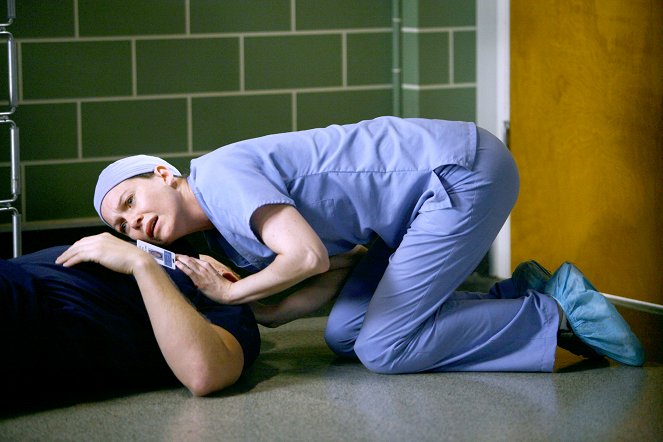 Chirurdzy - Śmierć i jej przyjaciele - Z filmu - Ellen Pompeo