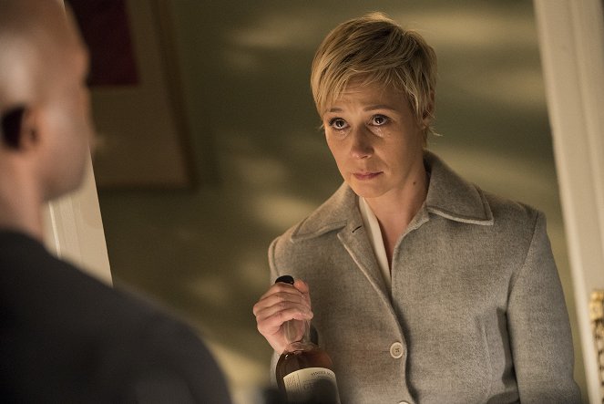 How to Get Away with Murder - Season 4 - Live. Live. Live. - Photos - Liza Weil