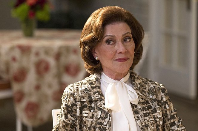 Gilmore Girls: A Year in the Life - Photos - Kelly Bishop