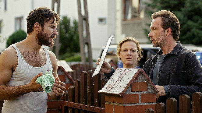 Polizeiruf 110 - Season 46 - Das Beste für mein Kind - Photos - Piotr Stramowski, Maria Simon, Lucas Gregorowicz