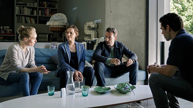 Polizeiruf 110 - Season 46 - Das Beste für mein Kind - Filmfotók - Katharina Heyer, Maria Simon, Lucas Gregorowicz