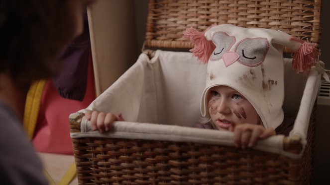 Melkein kuusivuotias - Pöllömyssy - Kuvat elokuvasta - Olivia Jørgensen