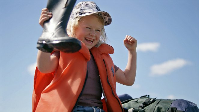 Melkein kuusivuotias - Kalaretki - Kuvat elokuvasta - Olivia Jørgensen