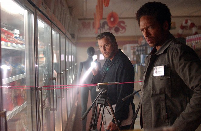 CSI: Crime Scene Investigation - Season 4 - Paper or Plastic? - De la película - William Petersen, Gary Dourdan