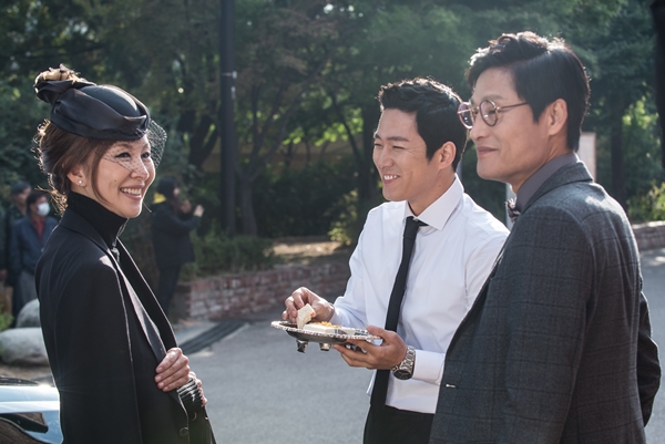Donkkot - Z natáčení - Mi-sook Lee, Hyeok Jang, Jeong-hak Park