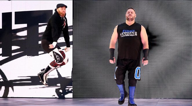 WWE Survivor Series - Z filmu - Rami Sebei, Kevin Steen