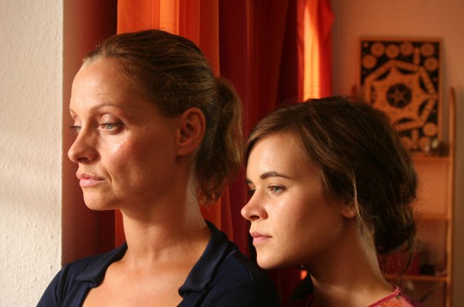 Gwendolyn - Z filmu - Catherine Flemming, Henriette Schmidt