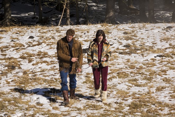 Fargo - Season 3 - Who Rules the Land of Denial? - Photos - Russell Harvard, Mary Elizabeth Winstead