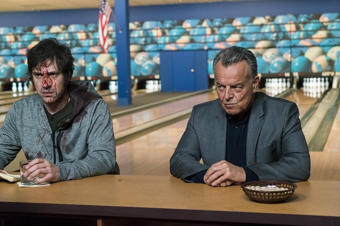 Fargo - Who Rules the Land of Denial? - Van film - Goran Bogdan, Ray Wise