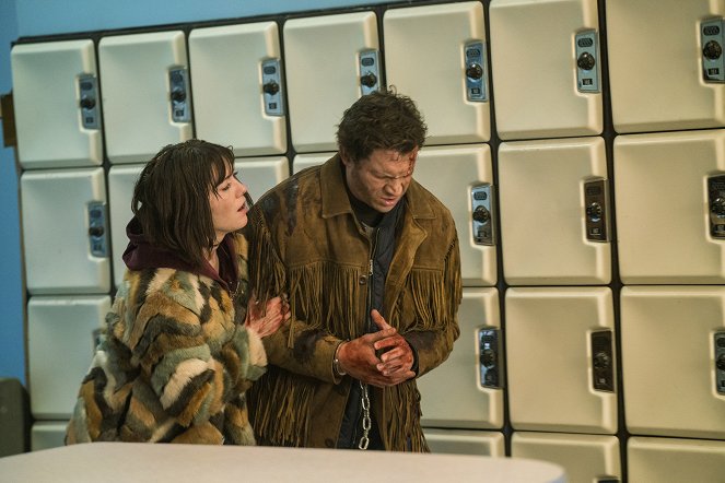 Fargo - Who Rules the Land of Denial? - Van film - Mary Elizabeth Winstead, Russell Harvard