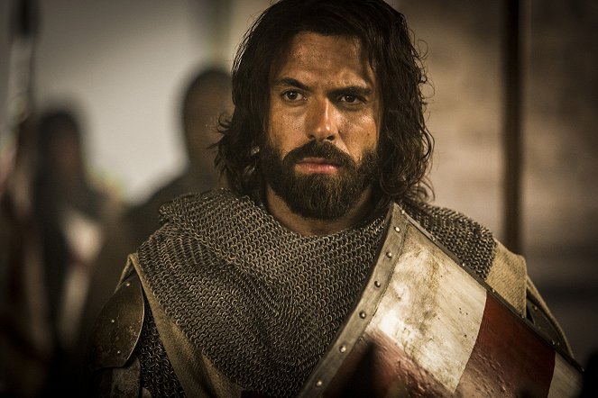 Knightfall - You’d Know What to Do - Photos - Tom Cullen