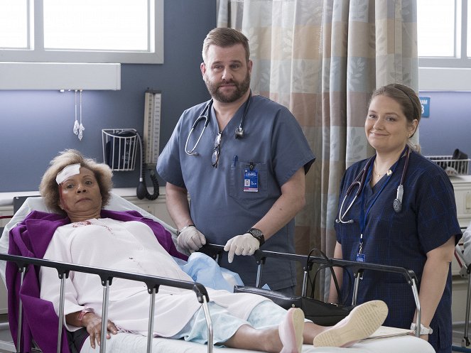 Nurse Jackie - Von wegen „schwaches Geschlecht“ - Filmfotos - Leslie Uggams, Stephen Wallem, Merritt Wever