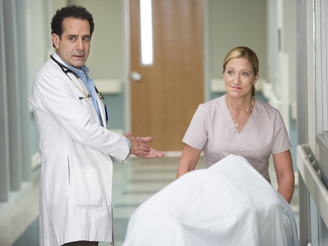 Nurse Jackie - Season 7 - Coop Out - Do filme - Tony Shalhoub, Edie Falco