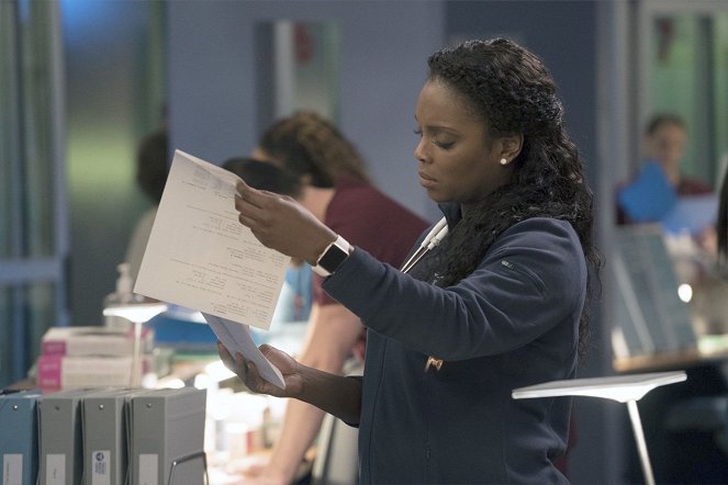 Chicago Med - Season 2 - Cold Front - Photos - Marlyne Barrett