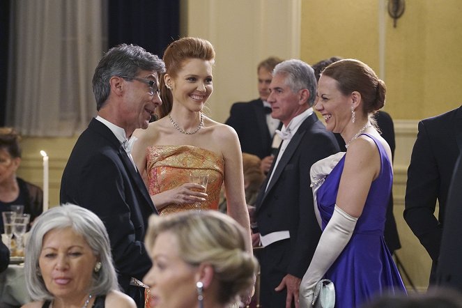 Scandal - Heavy Is the Head - Photos - Darby Stanchfield
