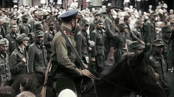 Apokalypsa: Stalin - Vládca sveta - Z filmu