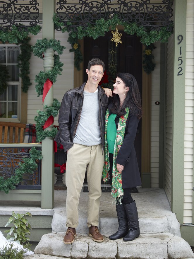 Trading Christmas - Promo - Tom Cavanagh, Gabrielle Miller