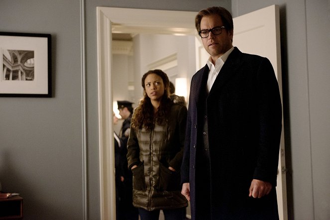 Bull - What's Your Number - Photos - Jaime Lee Kirchner, Michael Weatherly