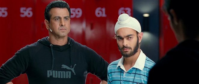 Student of the Year - Film - Ronit Roy, Manjot Singh
