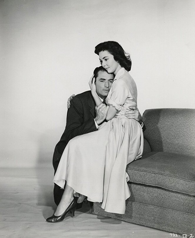 The Man in the Gray Flannel Suit - Photos - Gregory Peck, Jennifer Jones