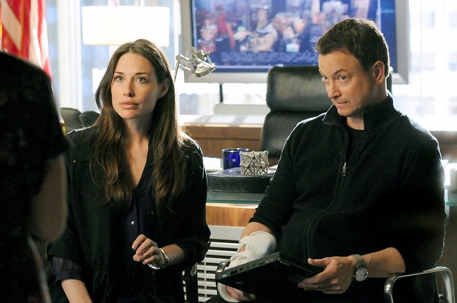 Claire Forlani, Gary Sinise