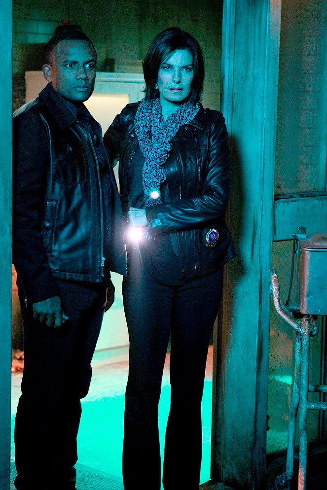 CSI: NY - Season 7 - Scared Stiff - Photos - Hill Harper, Sela Ward