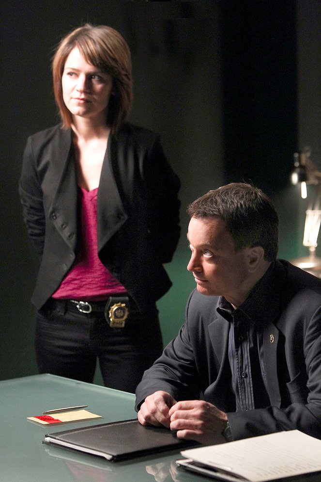 CSI: Nova Iorque - Vigilante - Do filme - Anna Belknap, Gary Sinise