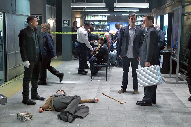 CSI: NY - Season 7 - Identity Crisis - Photos - Hill Harper, Eddie Cahill, Gary Sinise