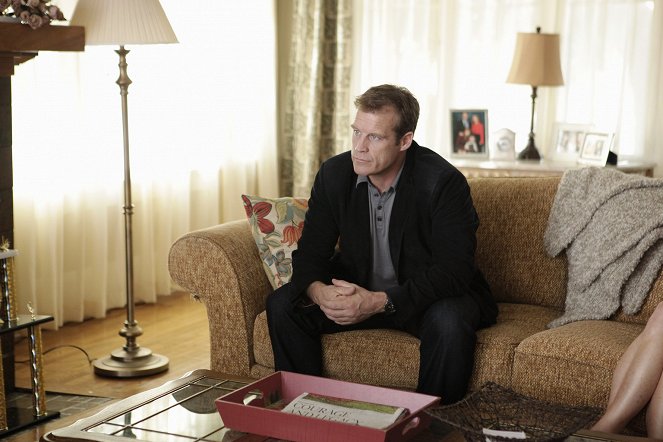 Body of Proof - Committed - Van film - Mark Valley