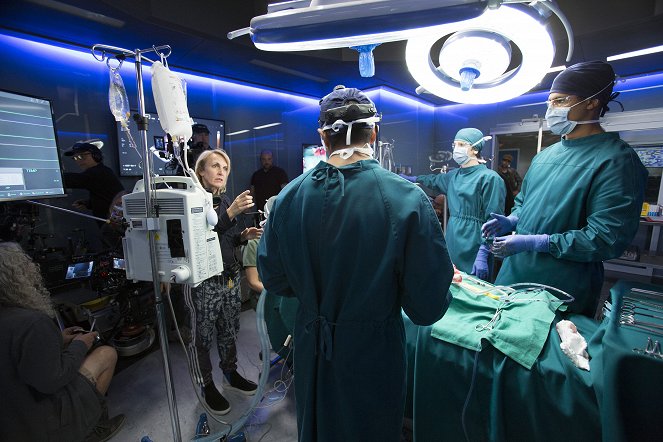 The Good Doctor - Season 1 - Kleines Herz - Dreharbeiten - Bronwen Hughes