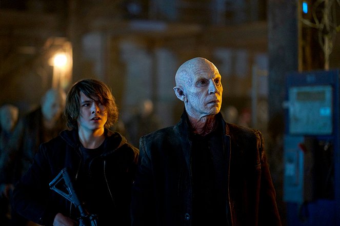 The Strain - The Last Stand - Photos