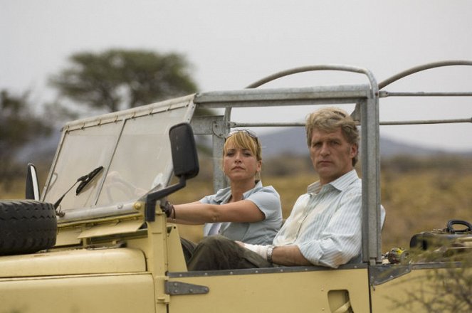 Auftrag in Afrika - De filmes - Katharina Abt, Walter Sittler