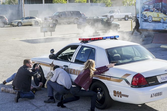 Agenci NCIS: Los Angeles - Prowodyrka - Z filmu
