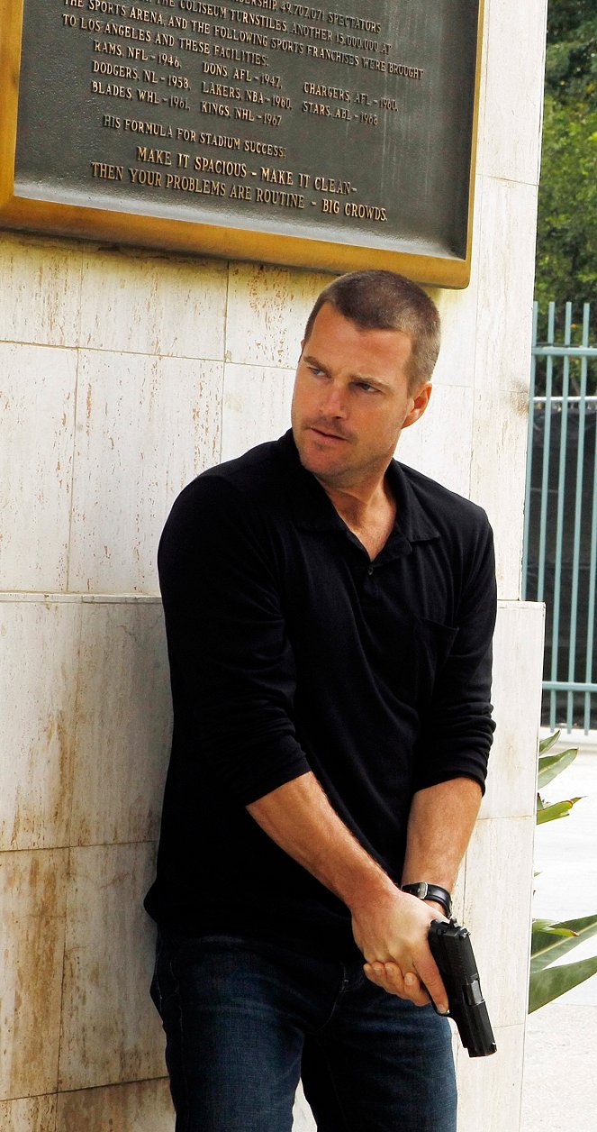 NCIS: Los Angeles - Deliverance - Photos - Chris O'Donnell