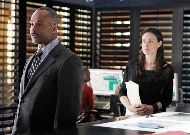 Navy CIS: L.A. - Ferne Familie - Filmfotos - Rocky Carroll, Claire Forlani