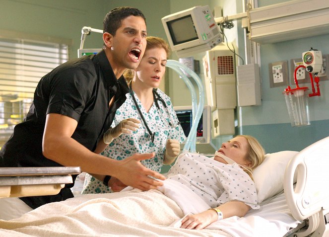 CSI: Miami - Season 8 - Backfire - Photos - Adam Rodriguez, Emily Procter