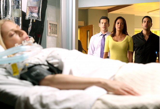 CSI: Miami - Backfire - Van film - Eddie Cibrian, Eva LaRue, Adam Rodriguez