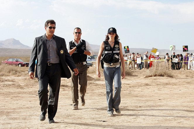 CSI - Den Tätern auf der Spur - Season 5 - Viva Las Vegas - Filmfotos - George Eads, Jorja Fox