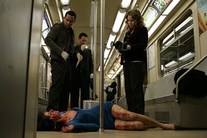 CSI: NY - Murder Sings the Blues - Photos - Hill Harper, Gary Sinise, Anna Belknap