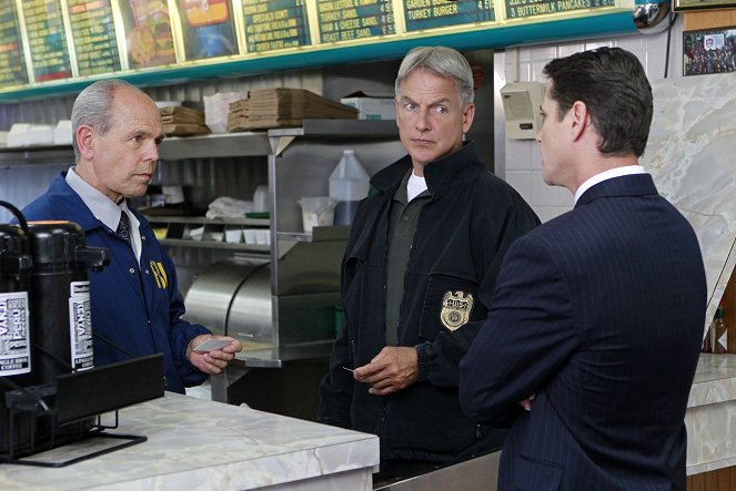 Agenci NCIS - Season 9 - Diabelski trójkąt - Z filmu - Joe Spano, Mark Harmon
