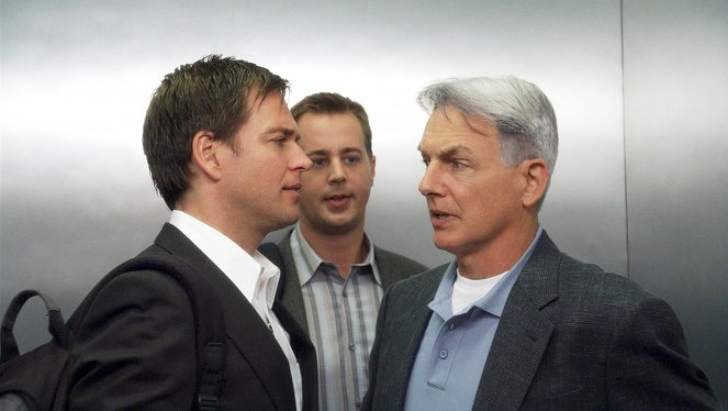 NCIS: Naval Criminal Investigative Service - Truth or Consequences - Photos - Michael Weatherly, Sean Murray, Mark Harmon