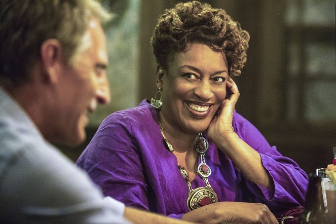 NCIS: New Orleans - Sleeping with the Enemy - Do filme - CCH Pounder