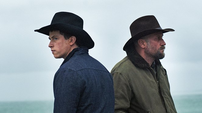 Cowboyok - Filmfotók - Finnegan Oldfield, François Damiens
