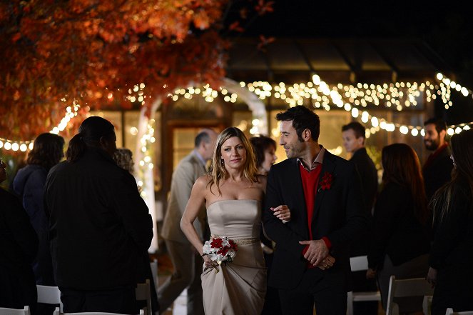 Married by Christmas - Filmfotos - Jes Macallan, Coby Ryan McLaughlin